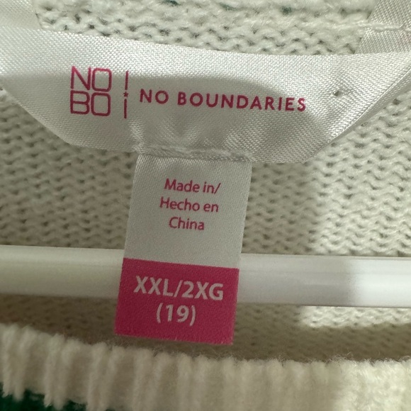 Euc juniors sz xxl Christmas sweater - Picture 4 of 4